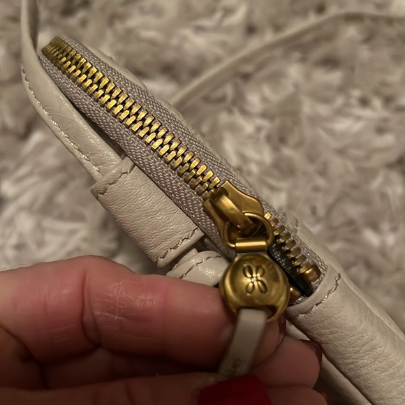 HOBO crossbody like brand new - Picture 5 of 7